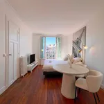 Rent 2 bedroom apartment of 24 m² in Paris