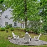 Rent 4 bedroom house of 220 m² in Connecticut