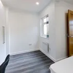 Rent 4 bedroom flat in West Midlands