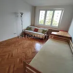 Pronajměte si 3 ložnic/e byt o rozloze 74 m² v Capital City of Prague