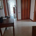 Rent 6 bedroom apartment of 150 m² in Bologna