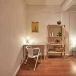 Rent a room in lisbon