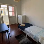 Rent 3 bedroom apartment in Lisbon