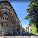 Rent 5 bedroom apartment of 265 m² in Milano