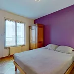 Rent 2 bedroom apartment of 60 m² in Lyon