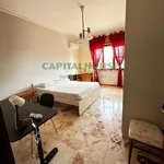 Affitto 3 camera casa di 110 m² in Caserta