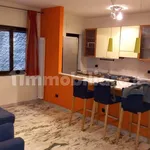 Rent 2 bedroom apartment of 60 m² in Naples