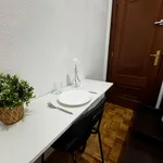 Rent 4 bedroom house in Madrid