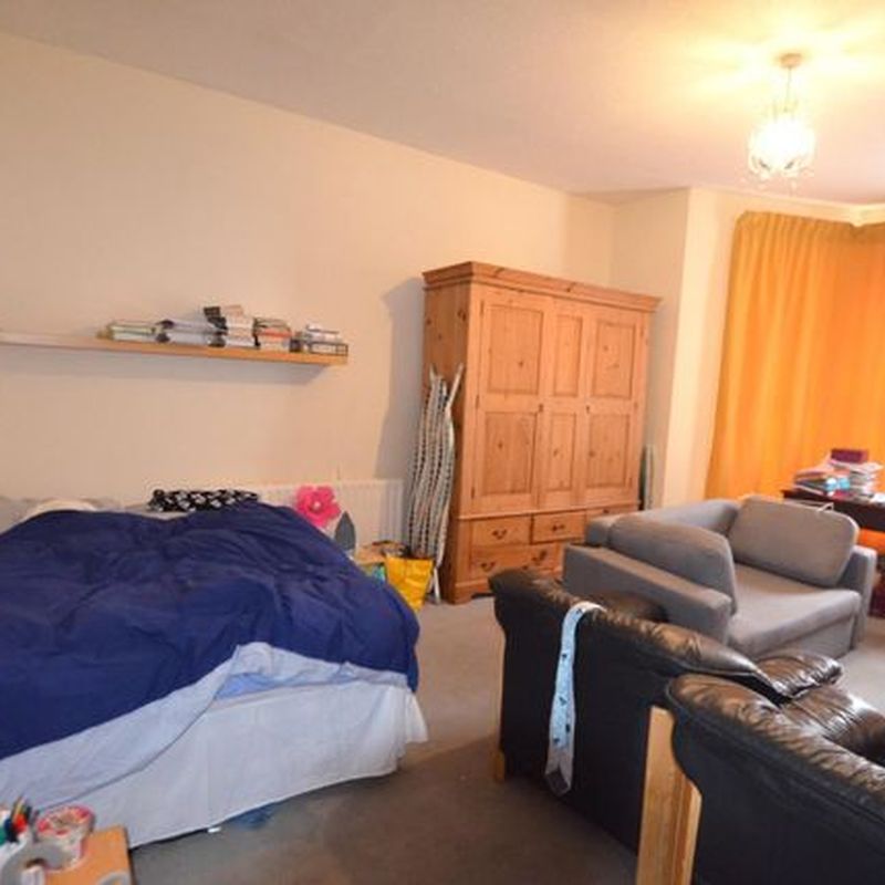 Room to rent in Rock Avenue, Barnstaple EX32