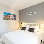 Rent 1 bedroom apartment of 57 m² in madrid