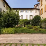 Rent 5 bedroom apartment of 250 m² in Como