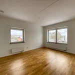 Hyr ett 3-rums lägenhet på 75 m² i Höör