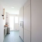 Rent 1 bedroom apartment of 70 m² in valencia