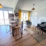 Rent 2 bedroom apartment of 45 m² in Rezé