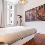 Rent 6 bedroom apartment in Ixelles