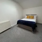 Rent 4 bedroom apartment in Scotland