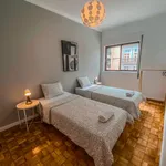 Rent 10 bedroom apartment in Porto