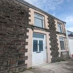 Rent 3 bedroom flat in Wales