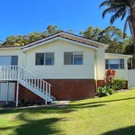 Rent 4 bedroom house in Port Macquarie