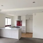 Rent 4 bedroom house in Christchurch