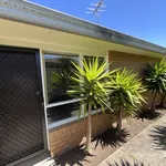 Rent 2 bedroom apartment in Tullamarine