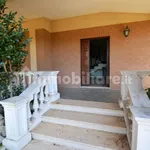 Single family villa, good condition, 300 m², Centro, Ariccia