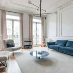 Rent 2 bedroom apartment of 105 m² in paris