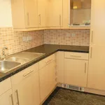 Rent 2 bedroom flat in Cardiff