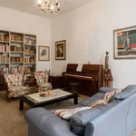 Rent 2 bedroom apartment of 90 m² in florence