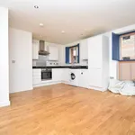 Flat to rent in The Quadrant, Newbury, Berkshire RG14