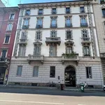 Rent 3 bedroom apartment of 100 m² in Milan