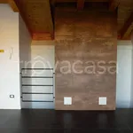 Rent 6 bedroom house of 254 m² in Angera