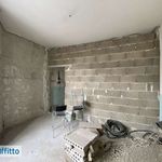 Affitto 5 camera appartamento di 130 m² in Naples