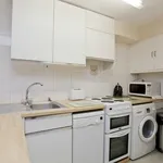 Rent 2 bedroom flat in London