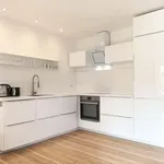 Rent 3 bedroom apartment of 52 m² in Berlin