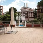 Rent 5 bedroom apartment of 160 m² in Roma