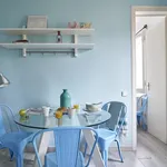 Rent 4 bedroom apartment of 55 m² in Barcelona