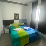 Rent 4 bedroom apartment in Valencia