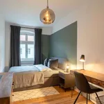 87 m² Zimmer in Berlin