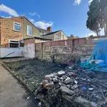 Rent 3 bedroom house in Yorkshire And The Humber