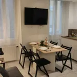 Rent 5 bedroom apartment of 45 m² in Marseille 02