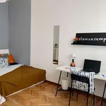 Rent a room in turin