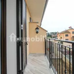 Rent 5 bedroom apartment of 131 m² in Rome