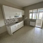 Rent 3 bedroom apartment of 100 m² in İstanbul