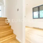 Rent 3 bedroom apartment of 157 m² in Zagreb