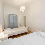 Rent 1 bedroom apartment of 120 m² in florence