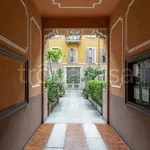 Rent 1 bedroom apartment of 70 m² in Milano