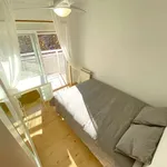 Rent a room in madrid