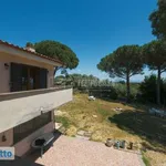 Rent 6 bedroom house of 280 m² in Rome