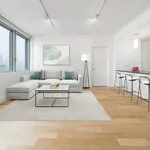 Rent 2 bedroom apartment in Manhattan